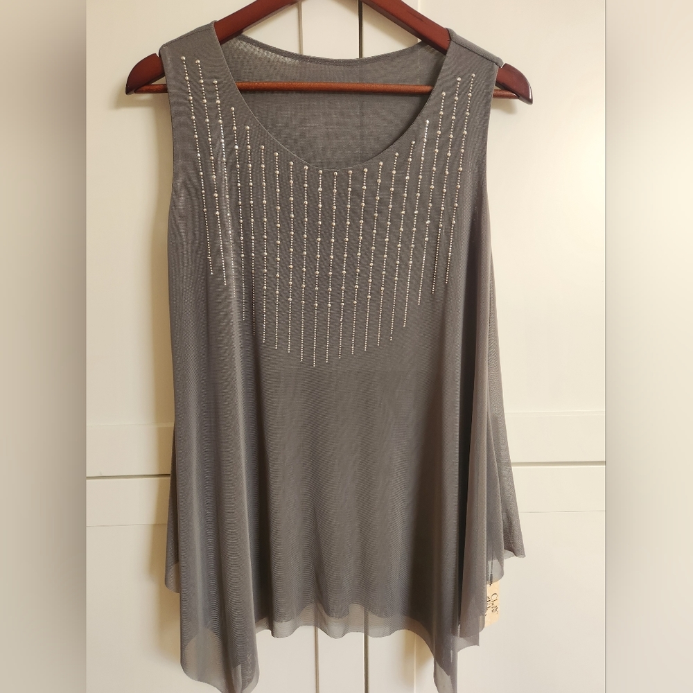 NWT Grey Sleeveless top